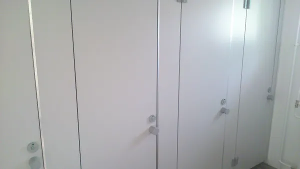Egyedi fürdőszoba bútor